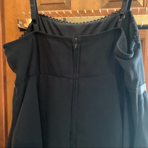 Chiffon Layered Black Dress Size 7 - Picture 4 of 8